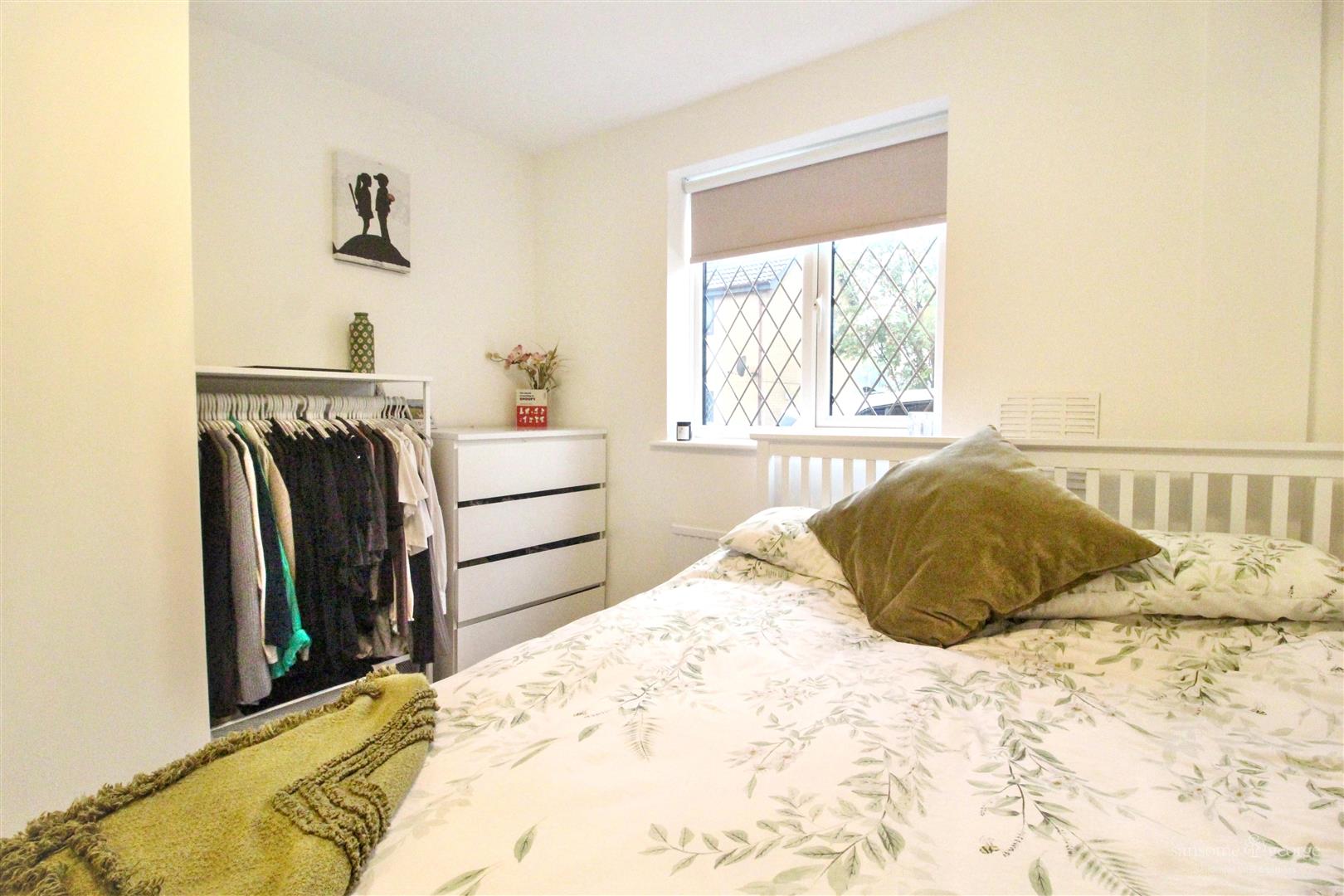 Ashmere Close, Calcot, Reading